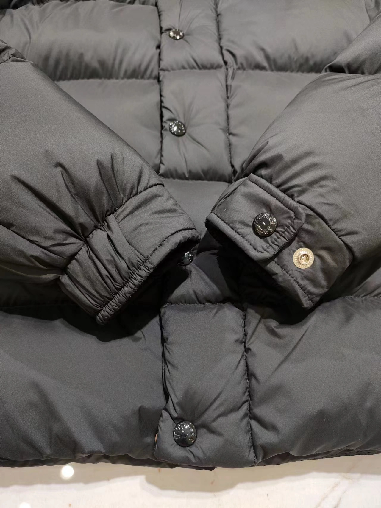 wg.luxury- 7o9385r down jacket oversized item:D-F140J5017